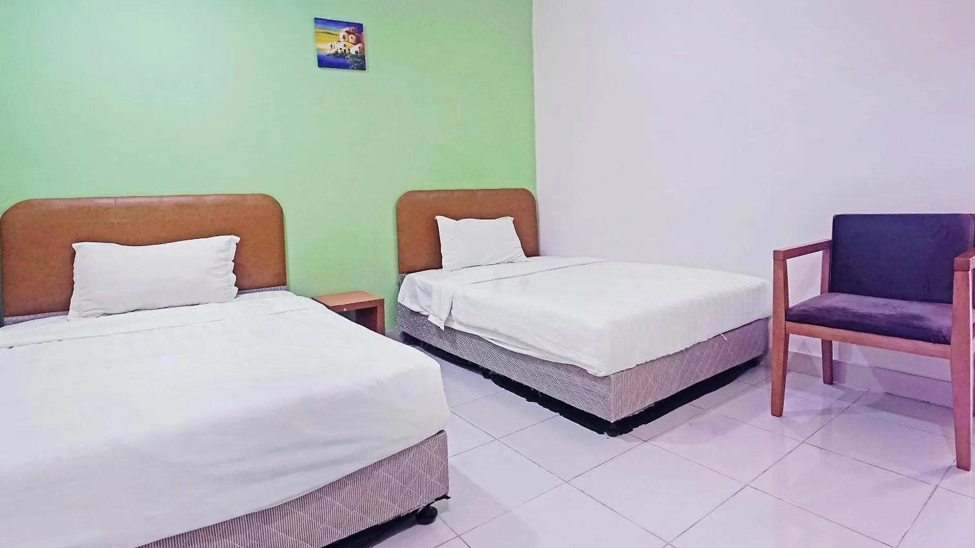 Hotel Night Queen Salak Tinggi Sepang Malaysia