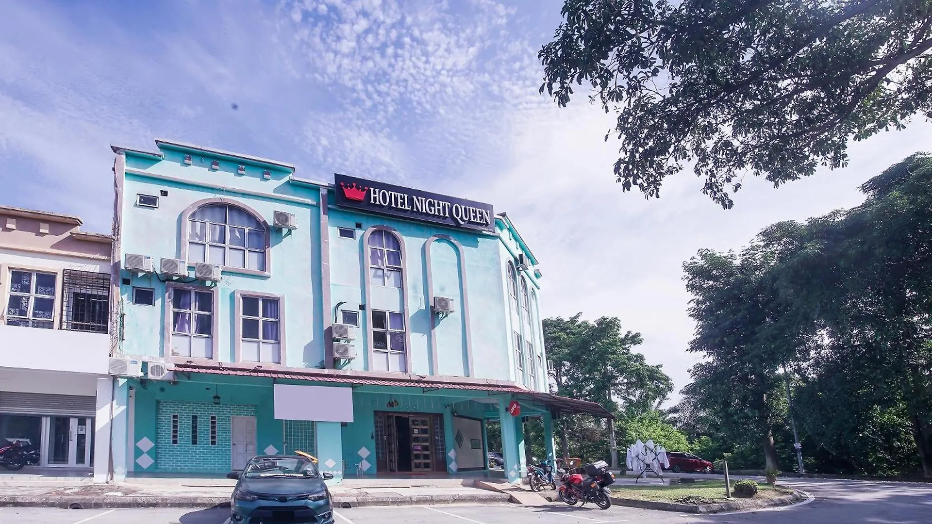 Hotel Night Queen Salak Tinggi Sepang