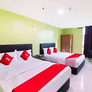 Oyo 89665 Royale City Hotel